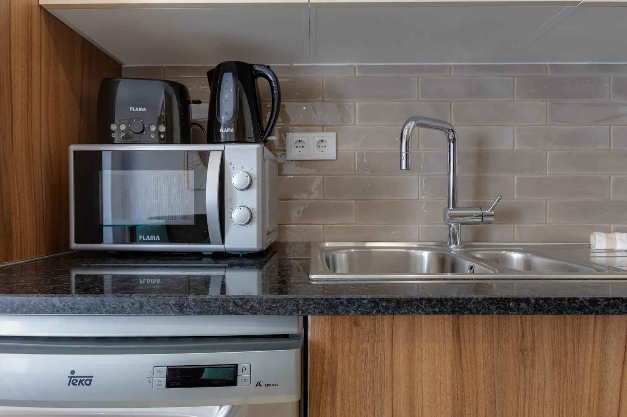Veiga'S House Apartment Lagos Ngoại thất bức ảnh